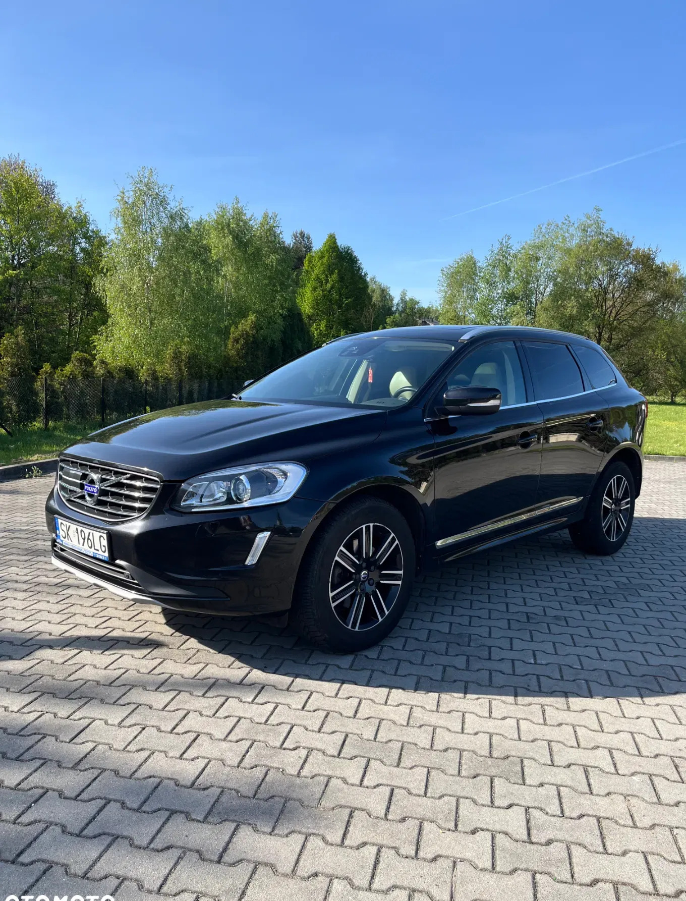 śląskie Volvo XC 60 cena 79000 przebieg: 206000, rok produkcji 2017 z Rybnik